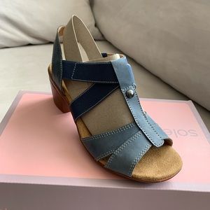 💥Ladies slip on sandals